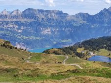 Blick vom Flumser Berg auf Walensee und Churfirsten